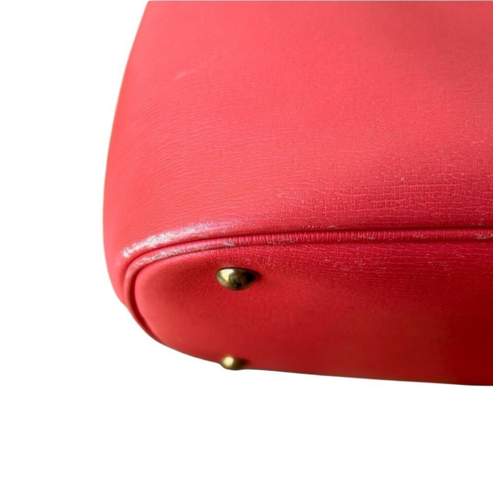 Gucci Red Shoulder Bag with Gold horsebit Hardware - Picture 11 of 15